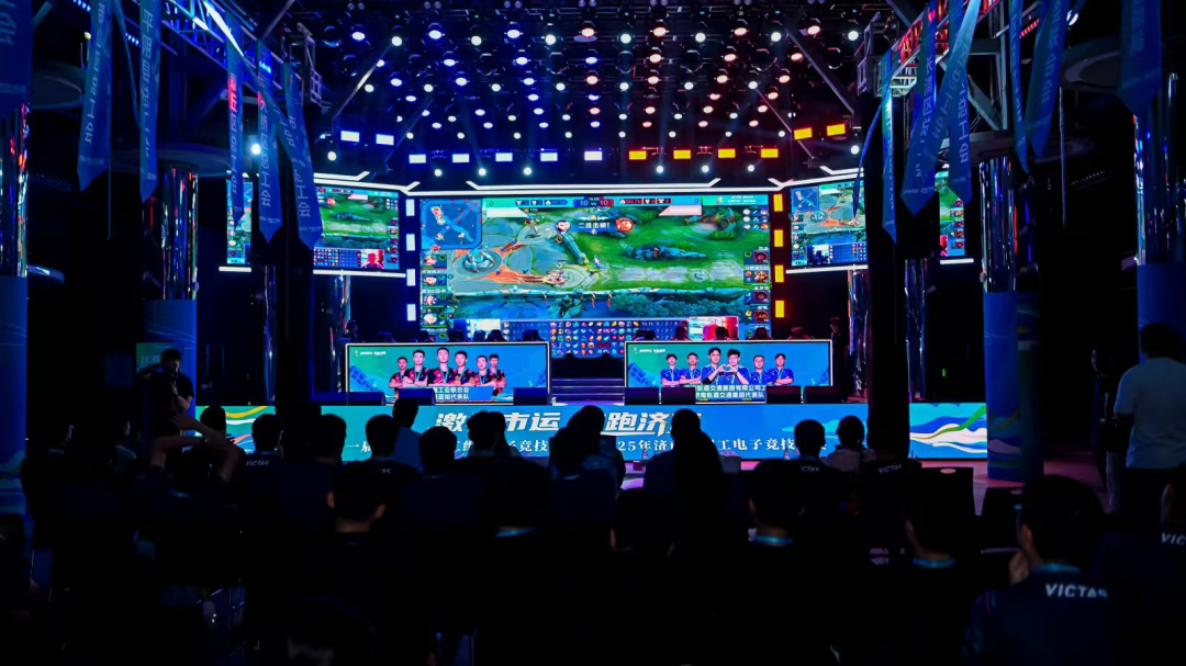 场引人注目 场引人注目