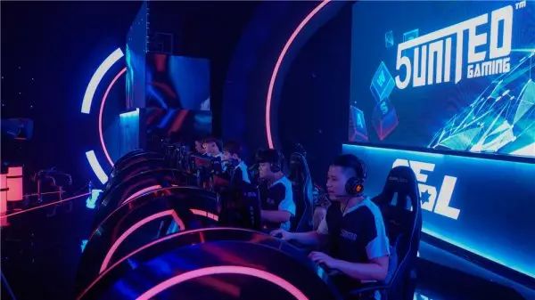 面里抓住一 面里抓住一